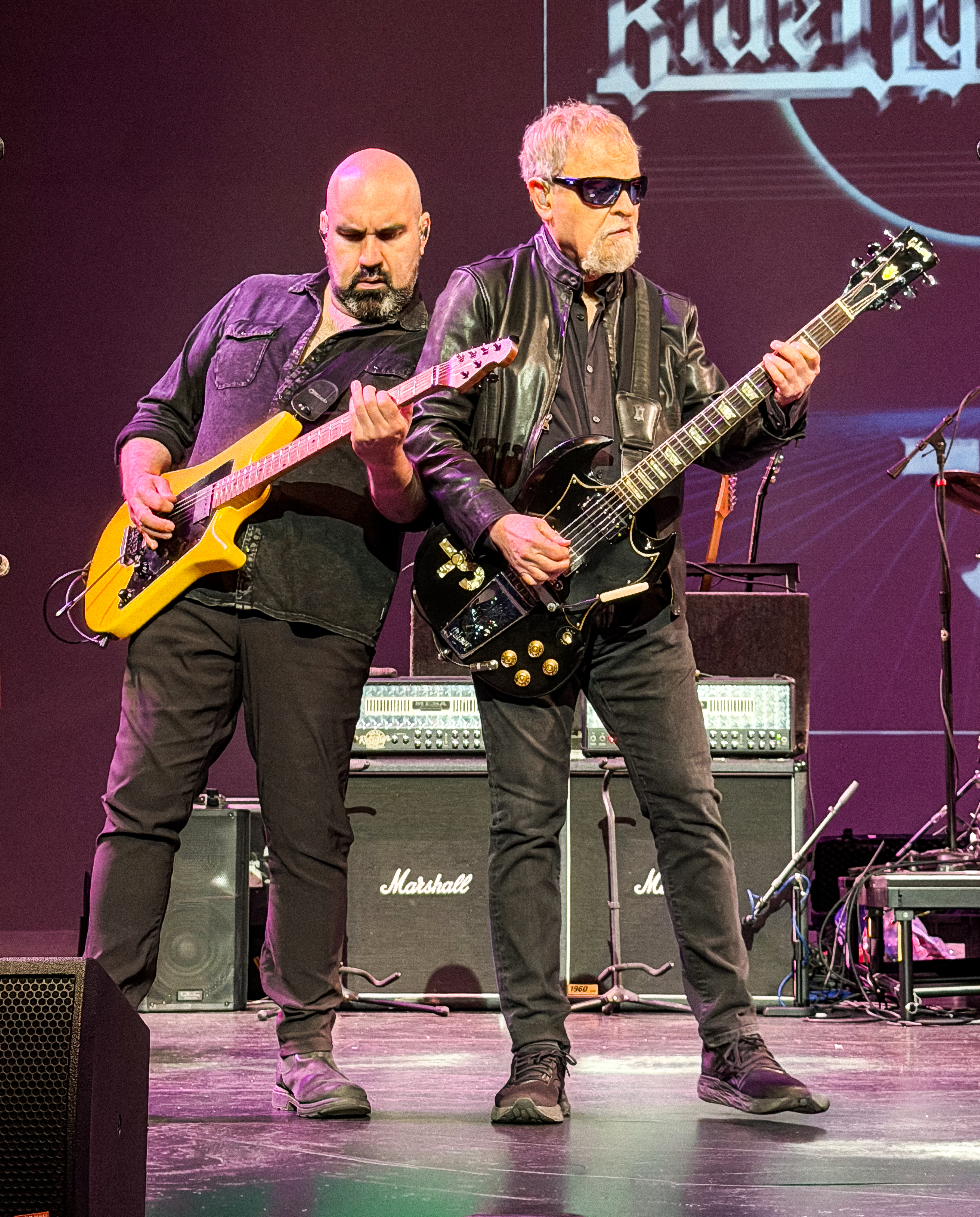 Blue Öyster Cult performing