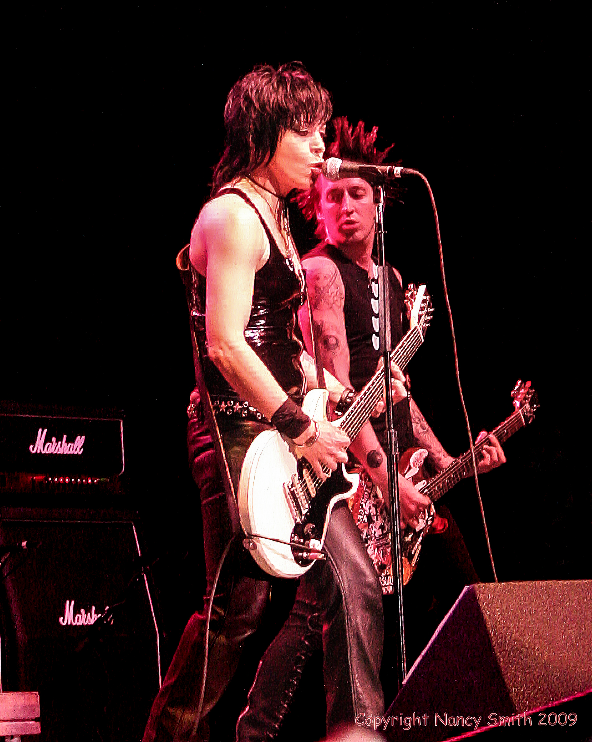 Joan Jett performing live